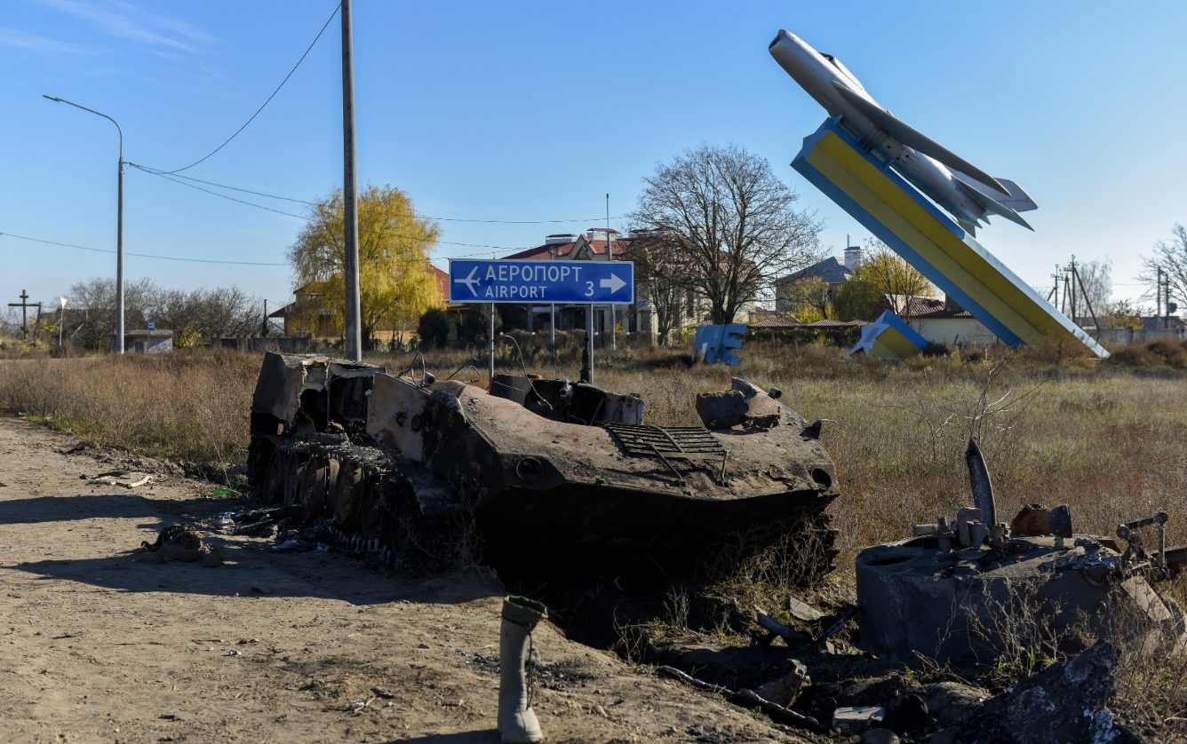 Русия забави изтеглянето от Херсон, за да попречи на демократите на изборите в САЩ?