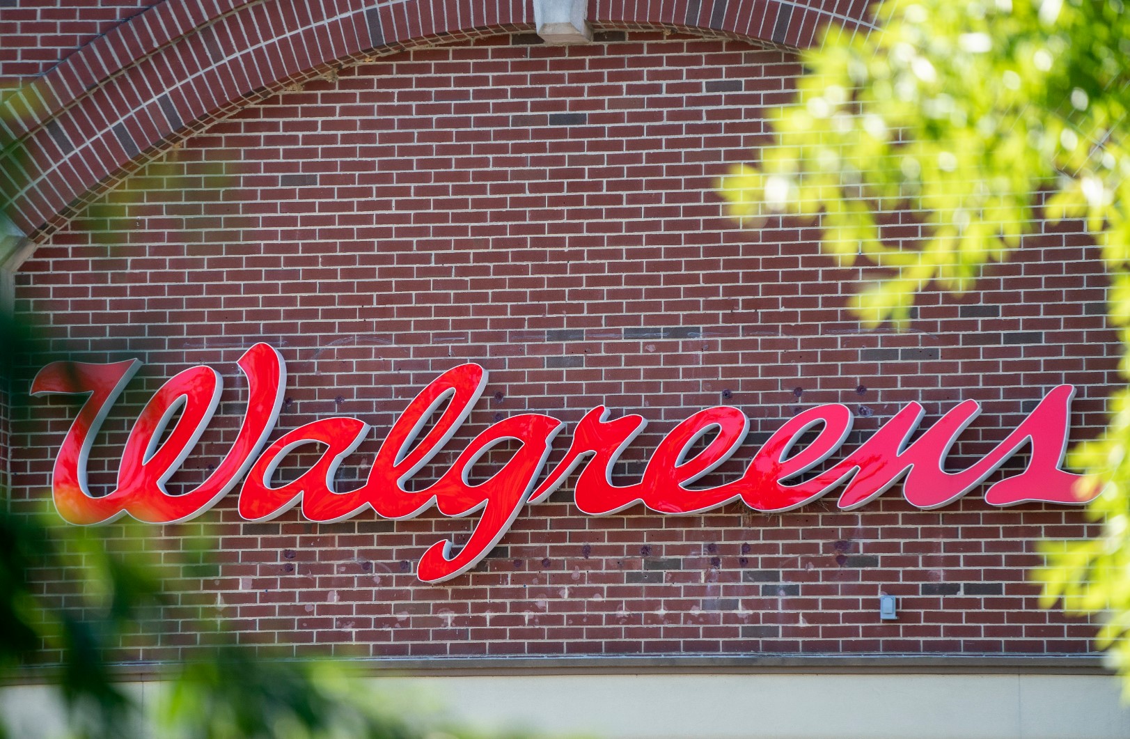 Walgreens няма да продава хапчета за аборт в 20 щати с републиканска власт